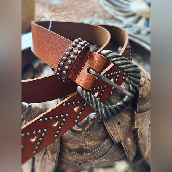 Studded Western Belt Statement Buckle Boho NWT - Picture 6 of 9
